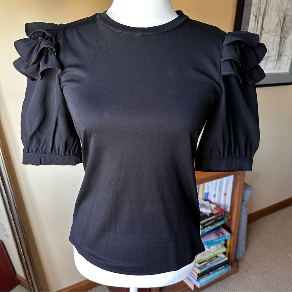 Gracia Black Puff Sleeve Ruffle Shoulder Blouse sz S Whimsygoth Structural